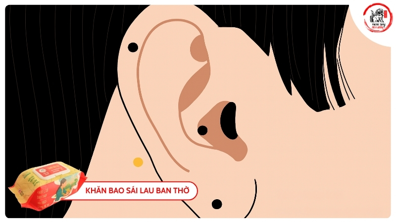 Nốt ruồi vành tai trái